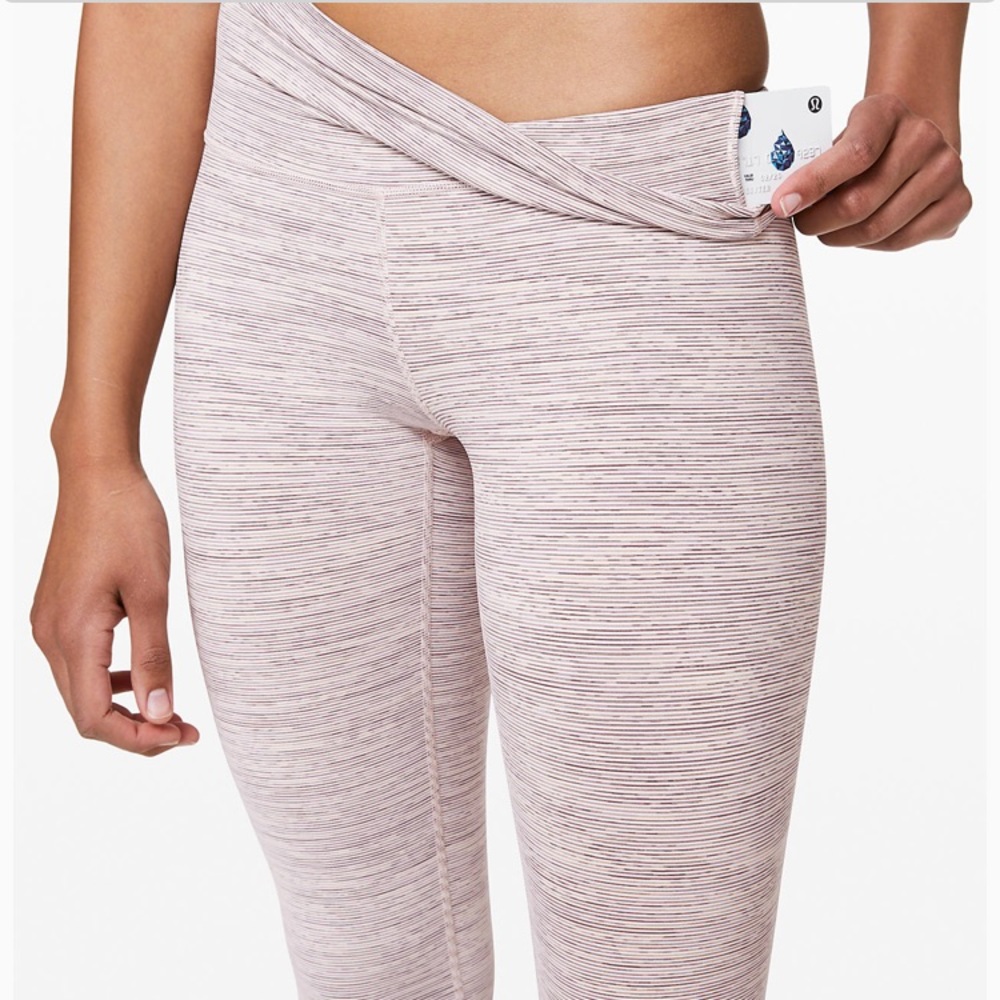 NET LULULEMON WUNDER UNDER HR TIGHT 28” !! - Picture 4 of 7